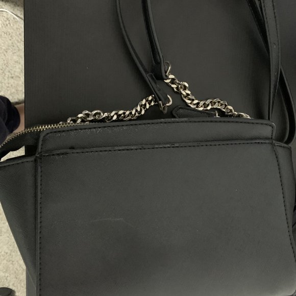 Forever New Sling Bag in Black and Gold - Picture 3 of 3